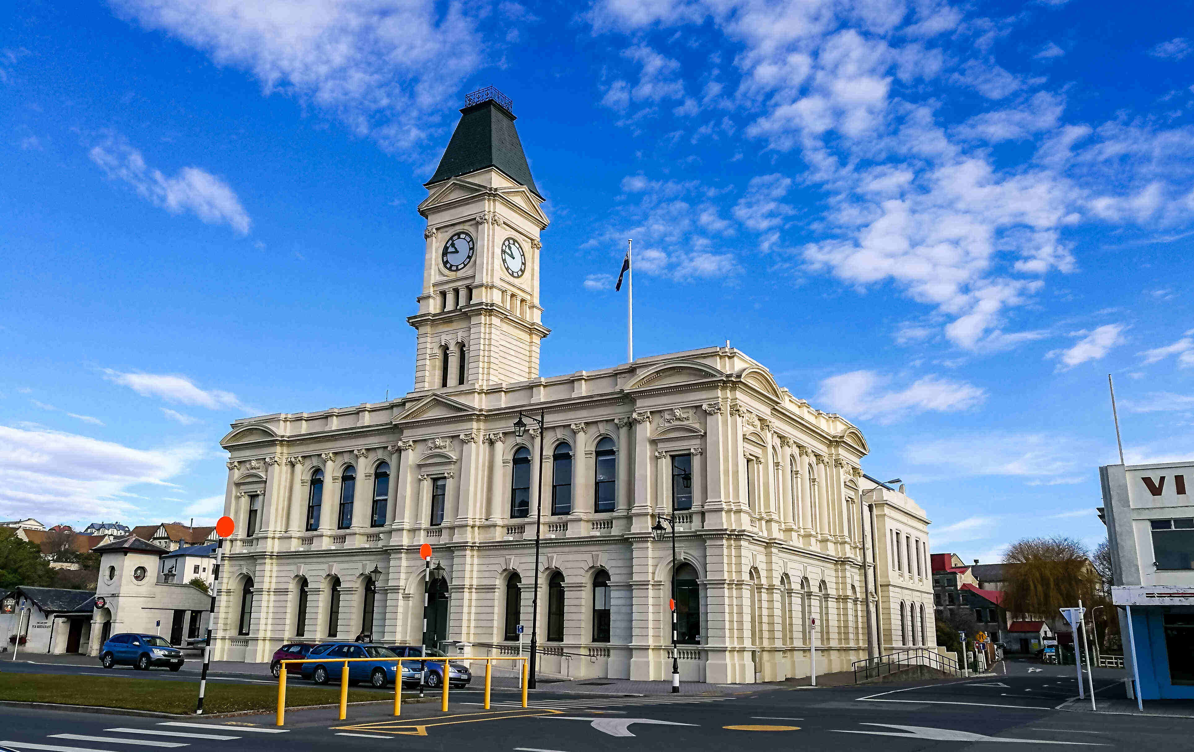 乐鱼体育- 乐鱼体育官网- APP世界杯指定平台留学机构排行提升竞争力攻略