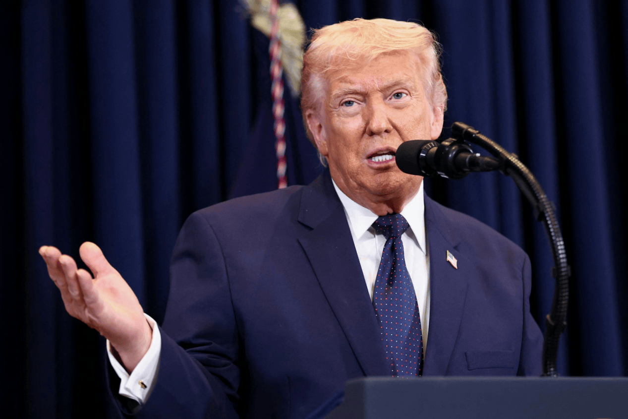 原创             特朗普：若伊朗阻断霍尔木兹海峡，美国将施以更猛烈打击