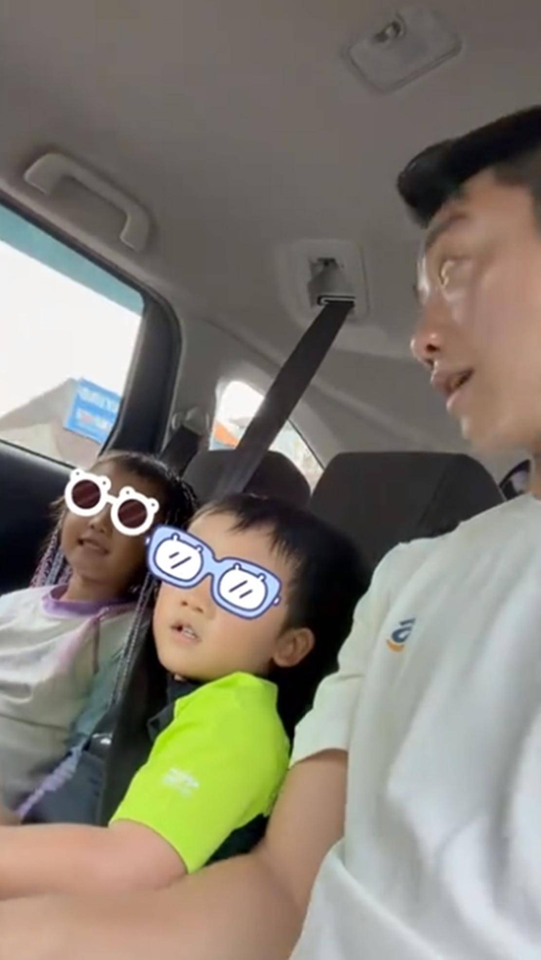 苗苗主动晒五口全家福，郑恺基因强大，仨孩子都像他看着一模一样