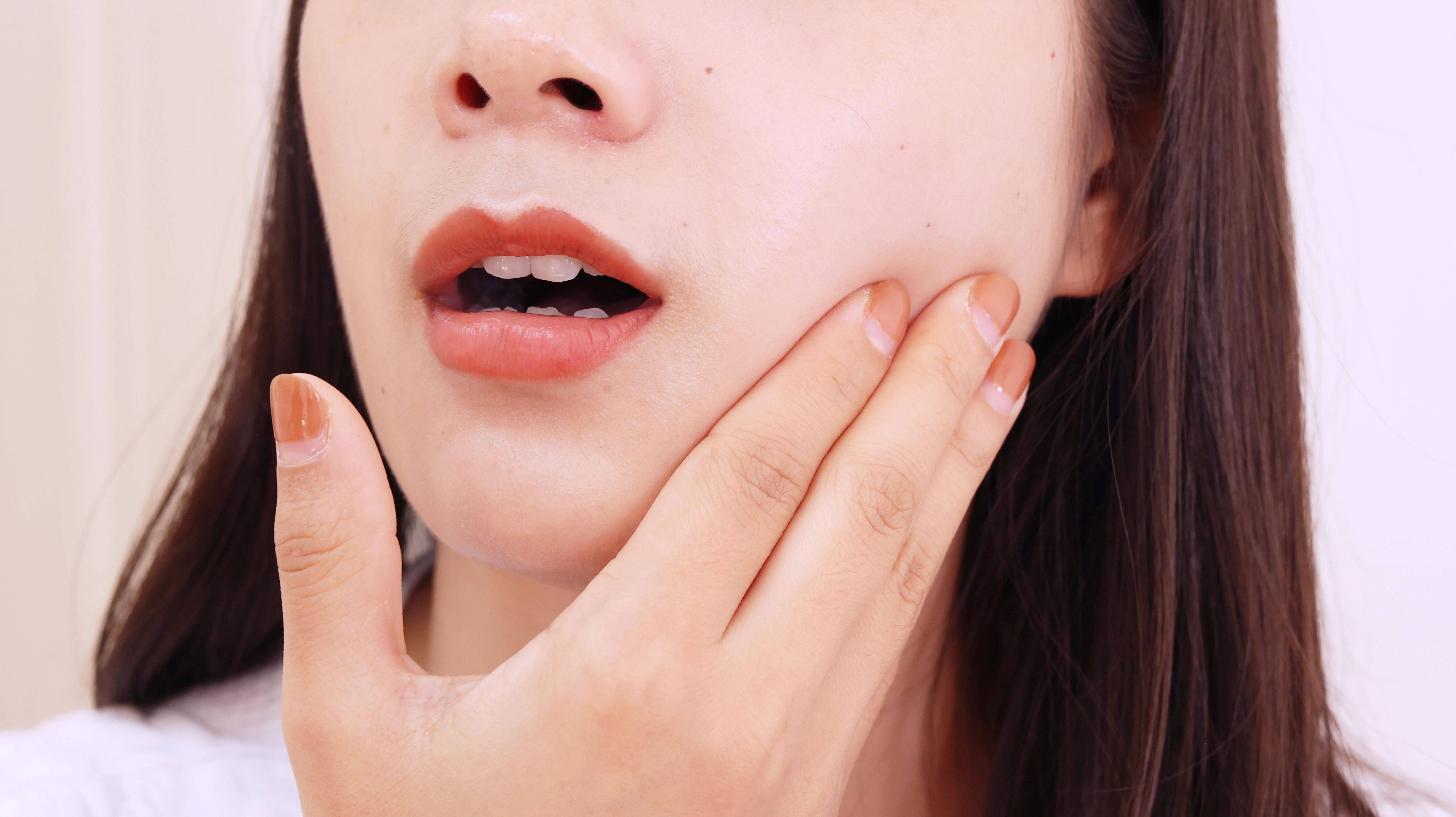 体内有病，嘴巴先知？口腔若出现5种迹象，可能是疾病来临的信号