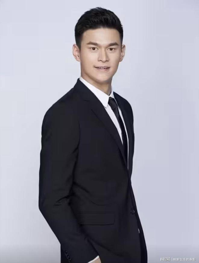 孙杨无证驾驶再上热搜全体拘留人员当时被迫陪他吃素-第1张图片-
