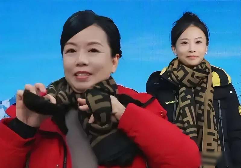果儿要开维权会许敏被当靶子一场自导自演的对峙
