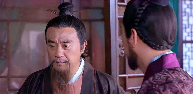 
        李善长问刘伯温：皇帝登基前，会先杀哪个人？刘伯温只说了3个字