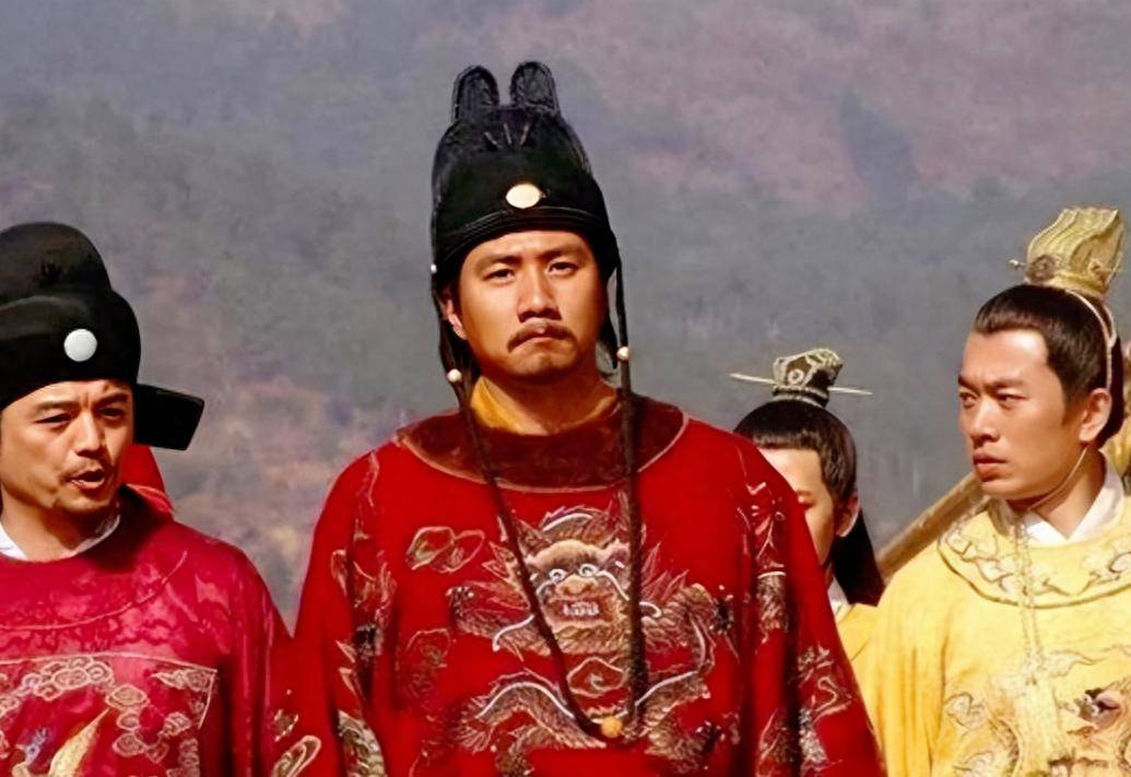 
        朱元璋临终前反复说4个字，朱允炆假装没听到，朱元璋气绝身亡