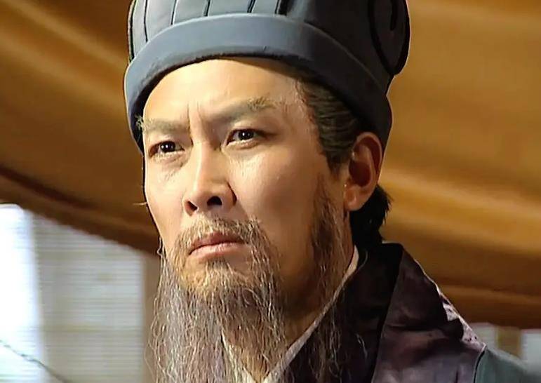
        诸葛亮刚死，孙权就想灭蜀，刘禅质问，孙权答：这事都怪诸葛亮