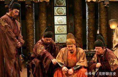 
        为什么李元吉三箭未射中李世民，李世民却能一箭射死李建成呢？
