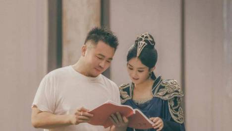 给《与凤行》提前做好“拍摄说明书”｜对话导演邓科