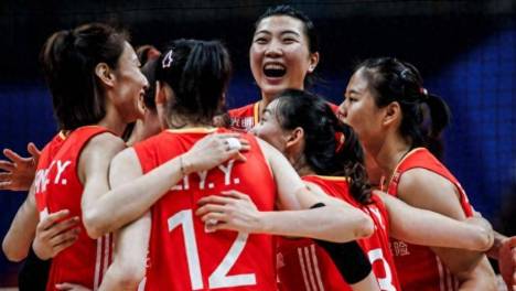 3-0！中国女排横扫保加利亚，袁心玥发球连得12分，蔡斌不换替补