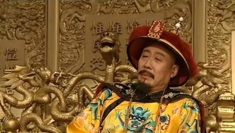 杭州东站卧轨者已送往医院