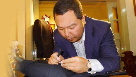 上海西服定制口碑推荐品牌 | BOMOER铂缦高定