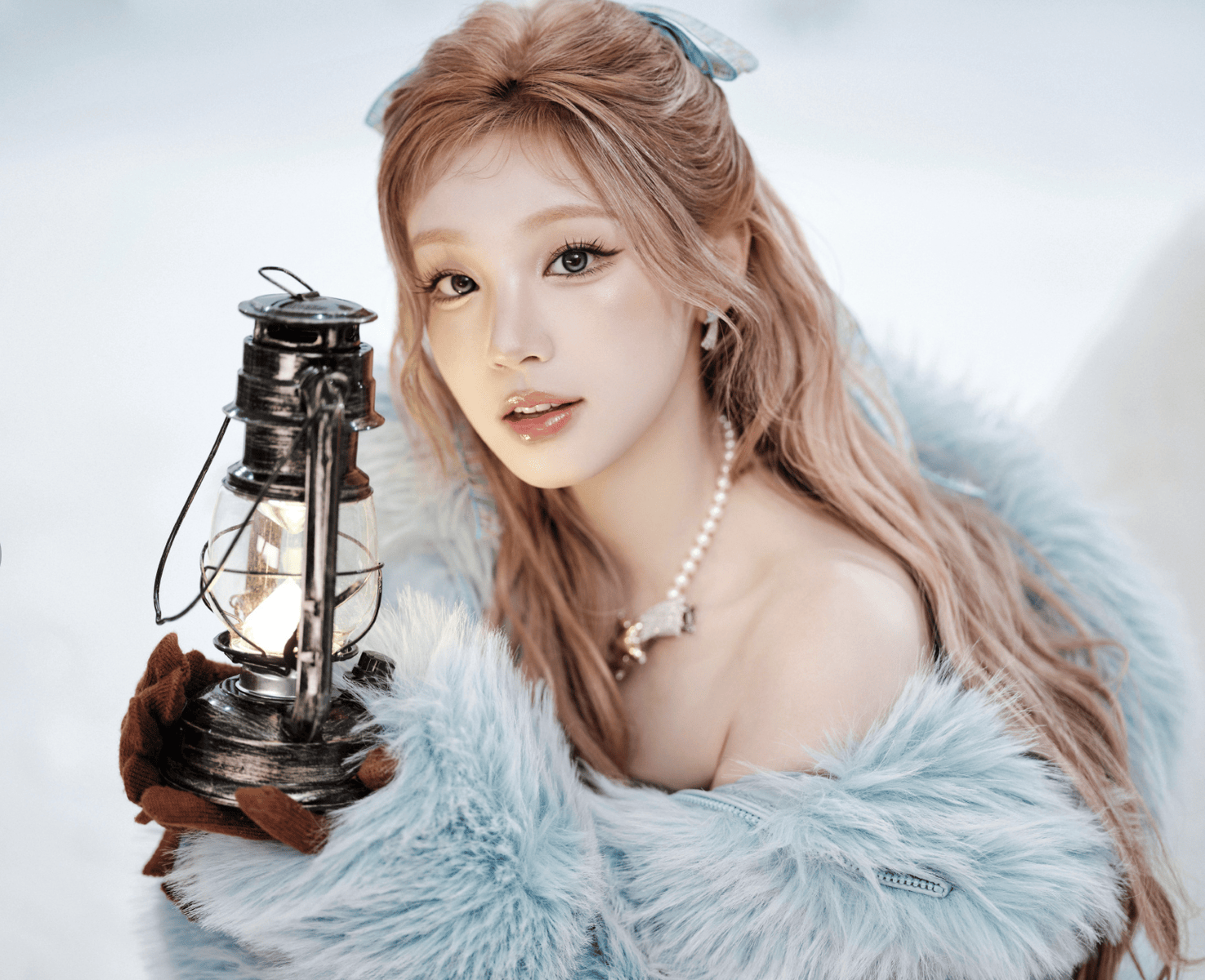 宋雨琦冰雪公主造型释出 完美诠释冬日魔法少女