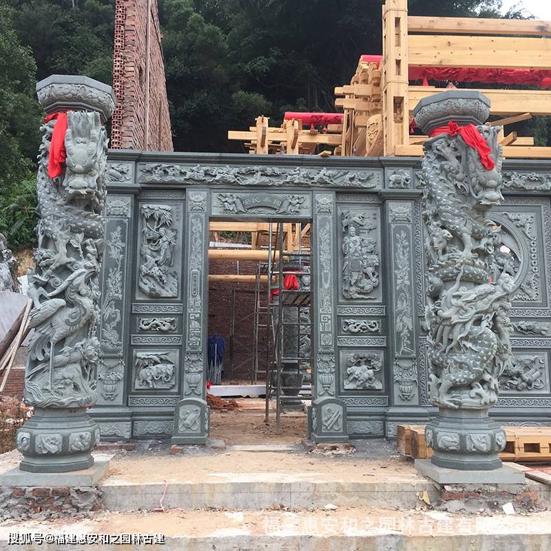 石雕龙柱——寺庙中的重要装饰品(图3)