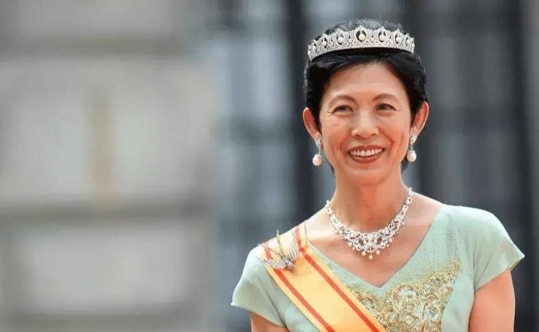 久子王妃比纪子妃会挑女婿：典子公主嫁和尚，绪子公主嫁高官儿子