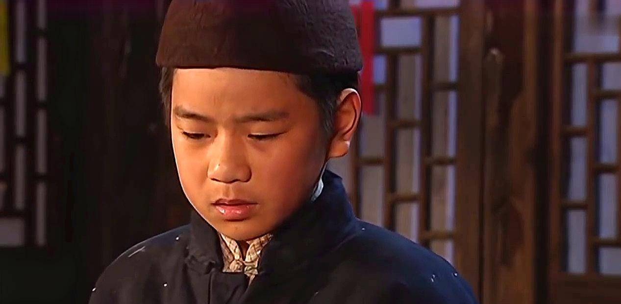 各类颜色了,就如同电视剧《大染房》里的陈六子,那就是一个土化学家。