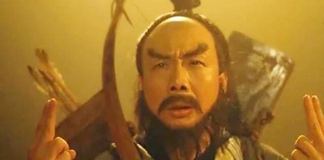 “燕赤霞”午马葬礼：成龙、洪金宝扶灵，刘晓庆献上花圈以示哀思