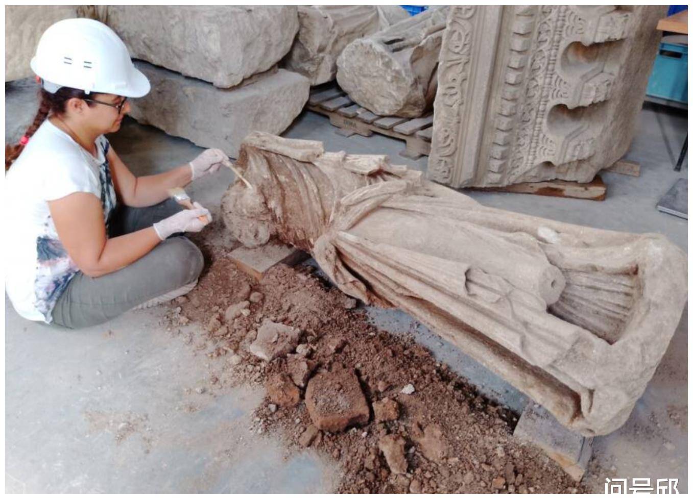 土耳其出土古希腊“跳舞的缪斯”雕像正品两千多年来仿制品居多(图2)