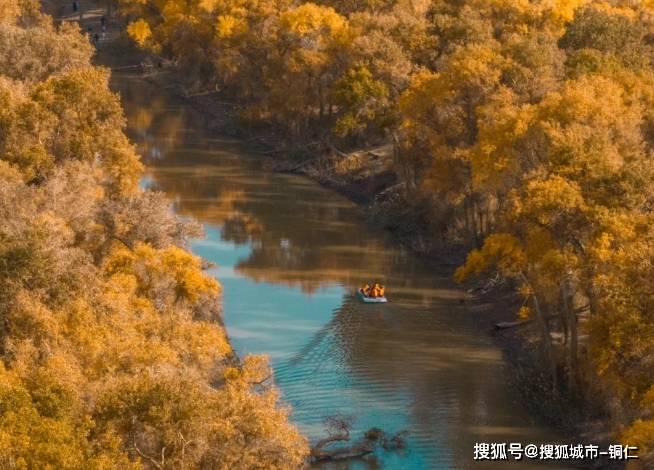 11月新疆最值得去的景点,路线+费用+景点+美食去新疆必看攻略纯干货！