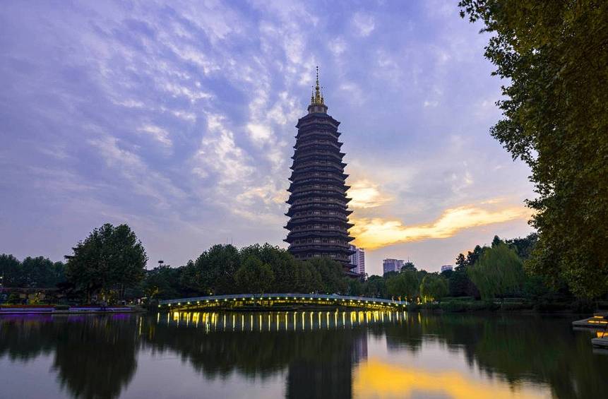 常州公交广告车身广告投放价值（央晟传媒）