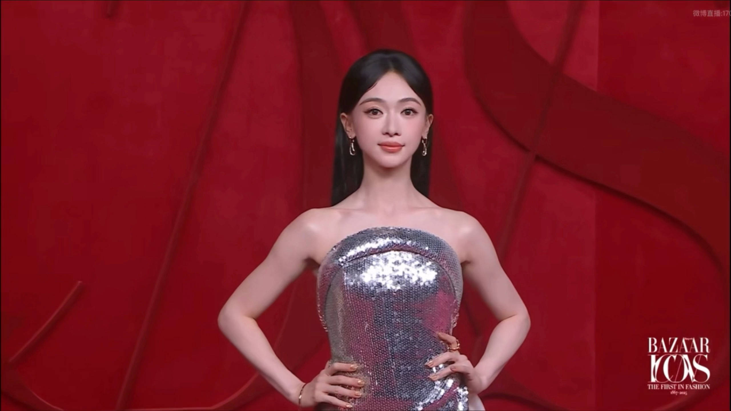 考古 | 吴谨言产后美艳性感！搭档小鲜肉出演古代版扫黑，老公因油腻被刘涛嫌弃