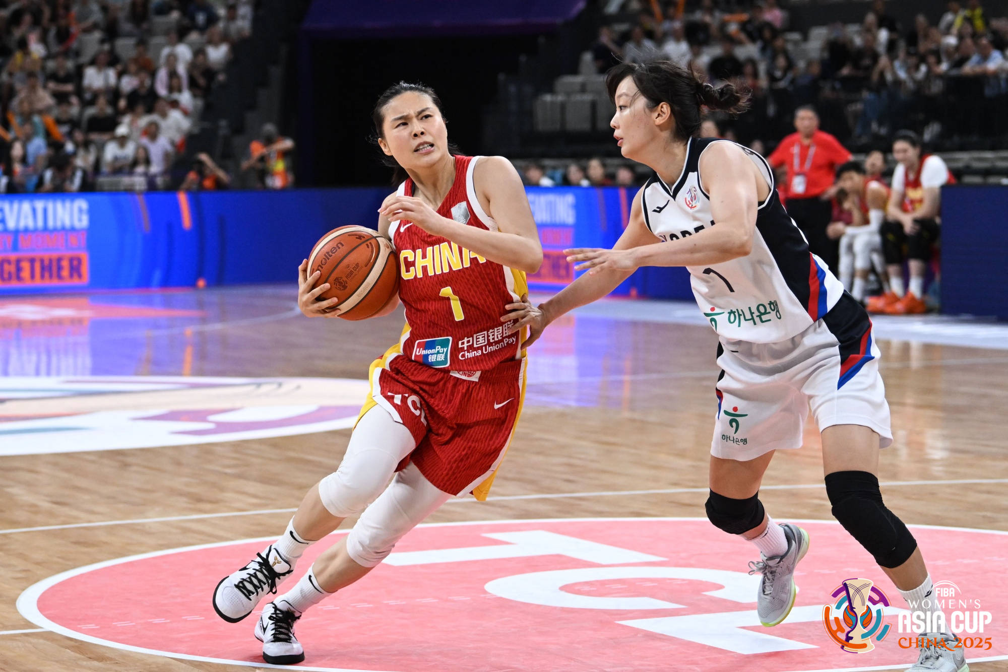 总结：中国女篮未来可期 内线优势大+防守有漏洞