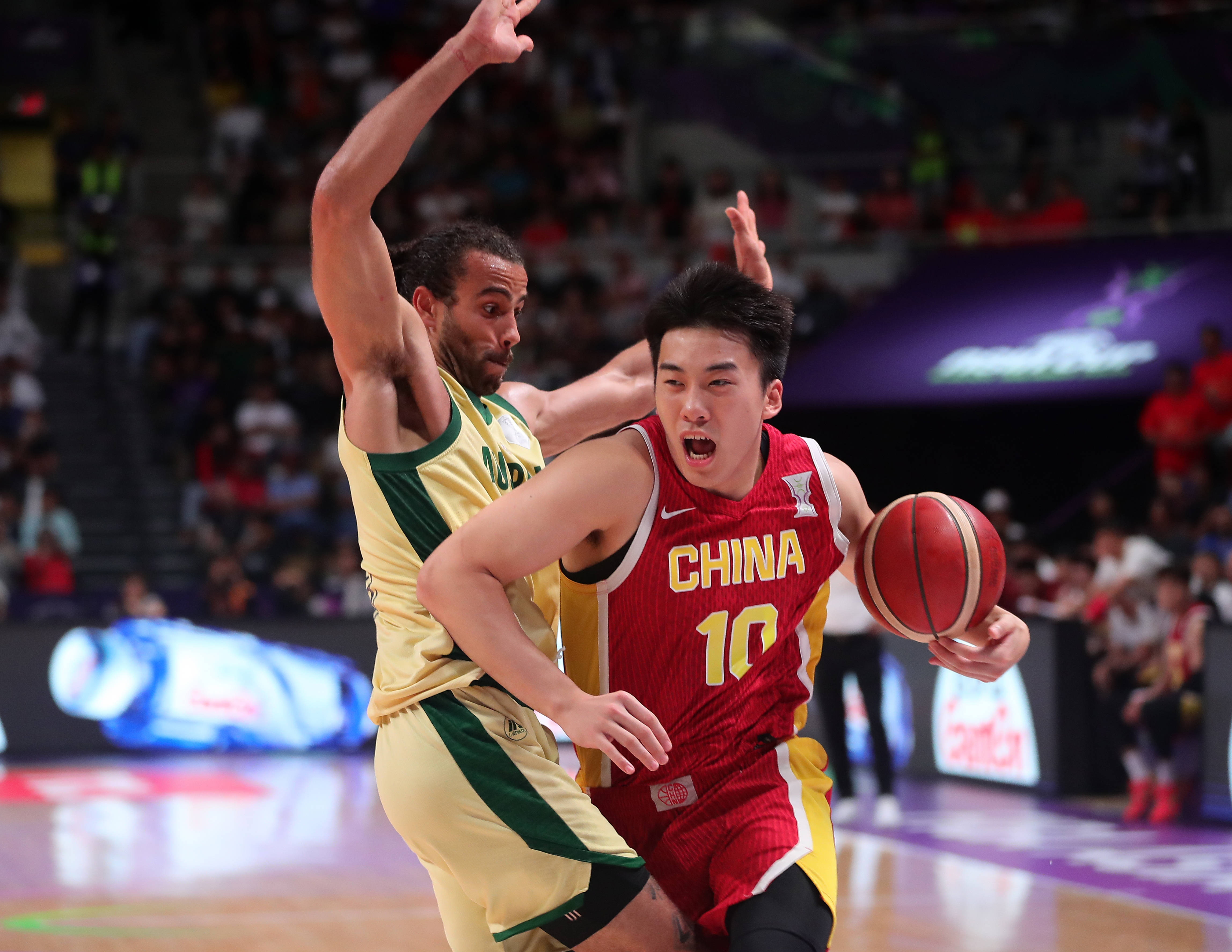 王俊杰：明年或参加NBA选秀 没选上在海外找机会