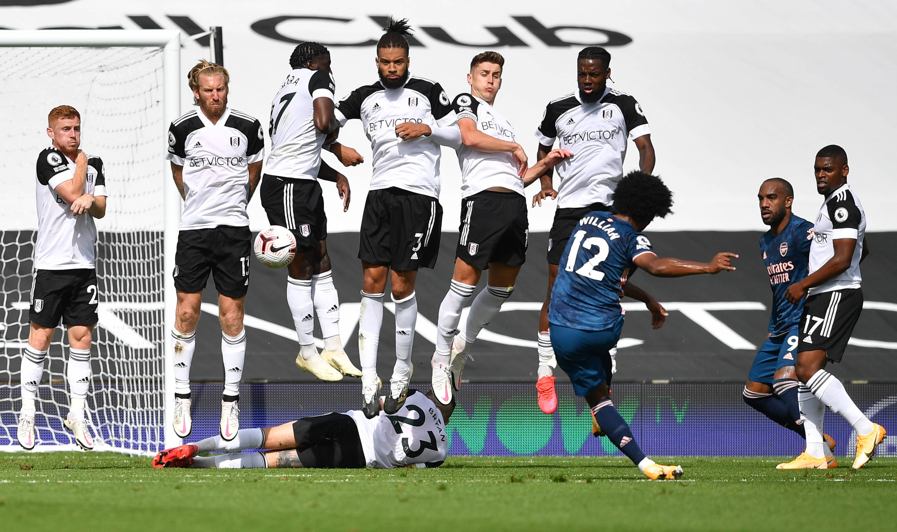 托特纳姆热刺VS哥本哈根 比分预测英超联赛免费高清直播+实时赛程+积分预测（2025赛季全覆盖）