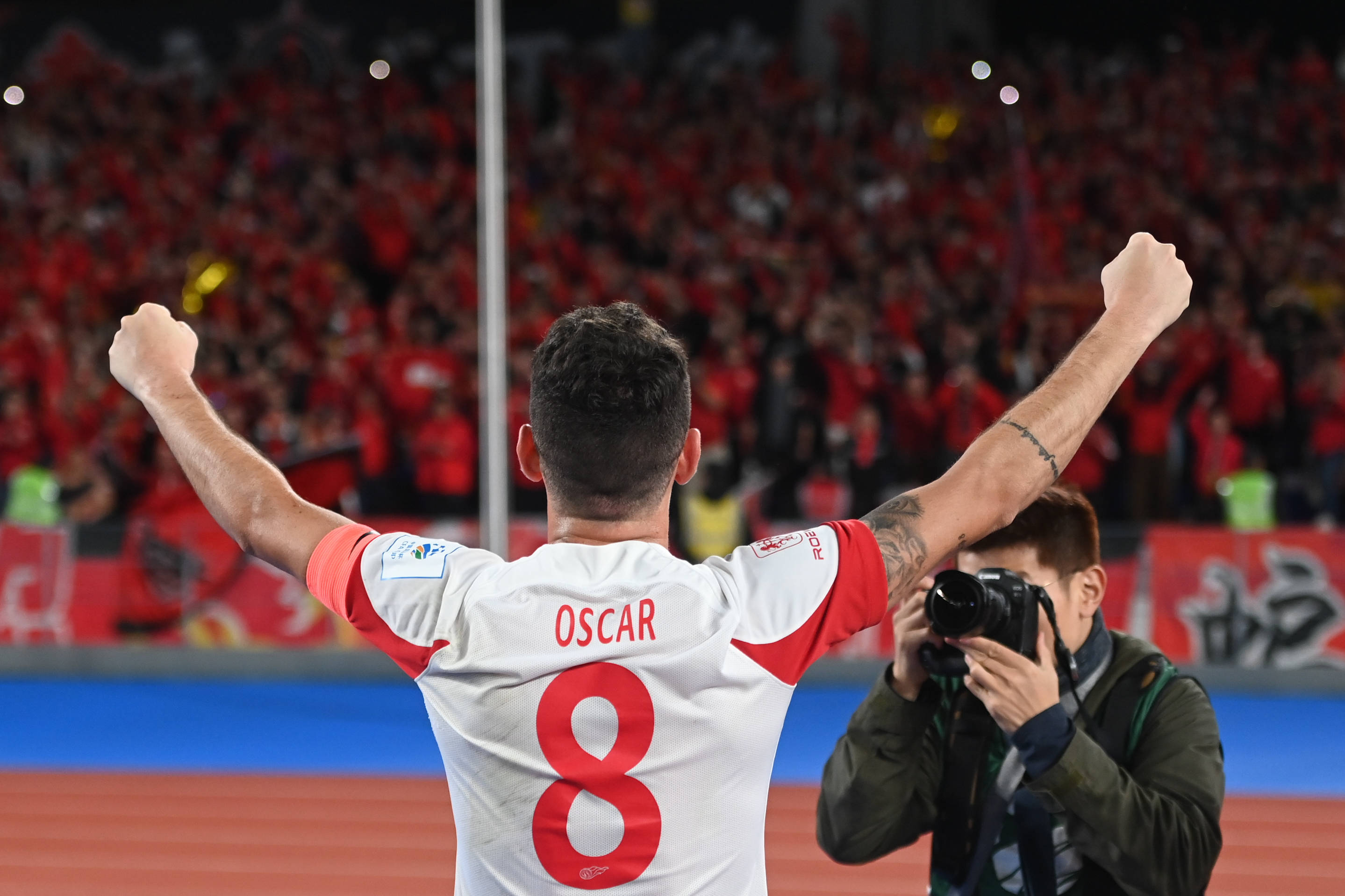 奥斯卡社媒发文感谢中国球迷：请放心我没事的