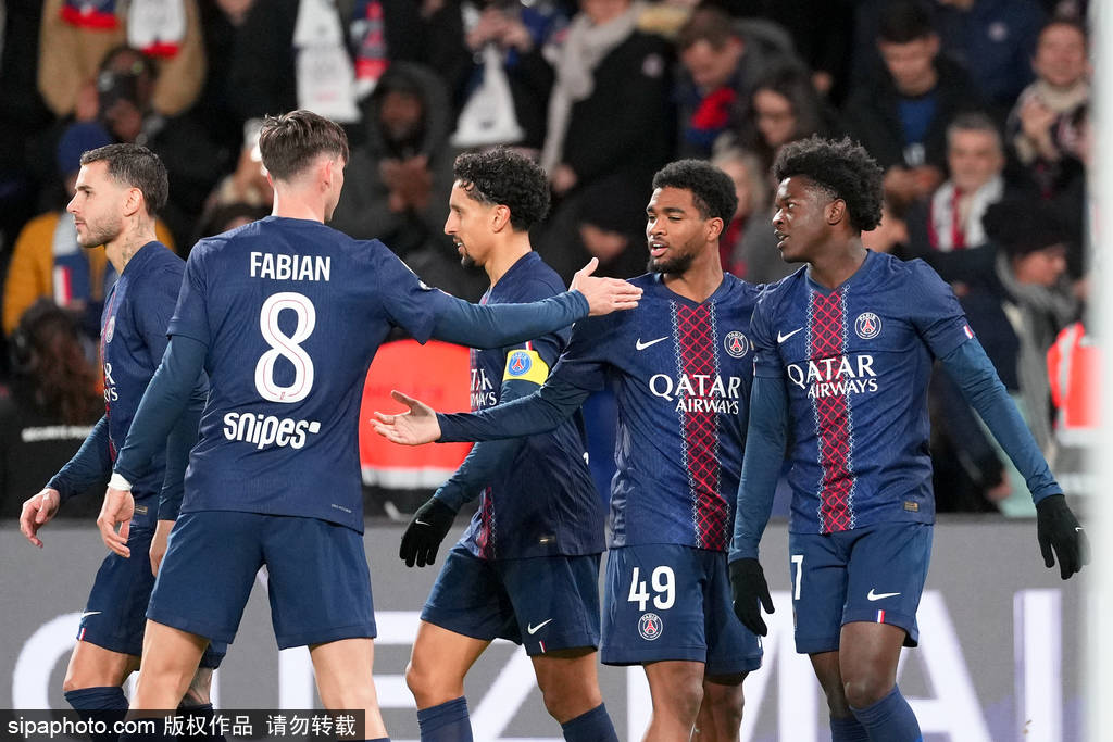 法甲-K77双响马尤卢传射 巴黎5-0十人雷恩距榜首1分