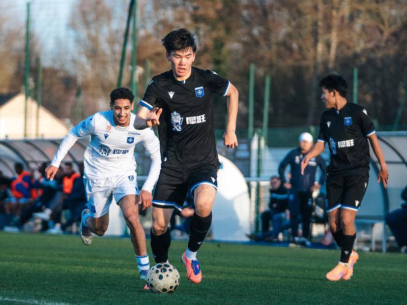 新华社专访法甲欧塞尔主席周云杰：为中国球员留洋和足球青训搭建平台