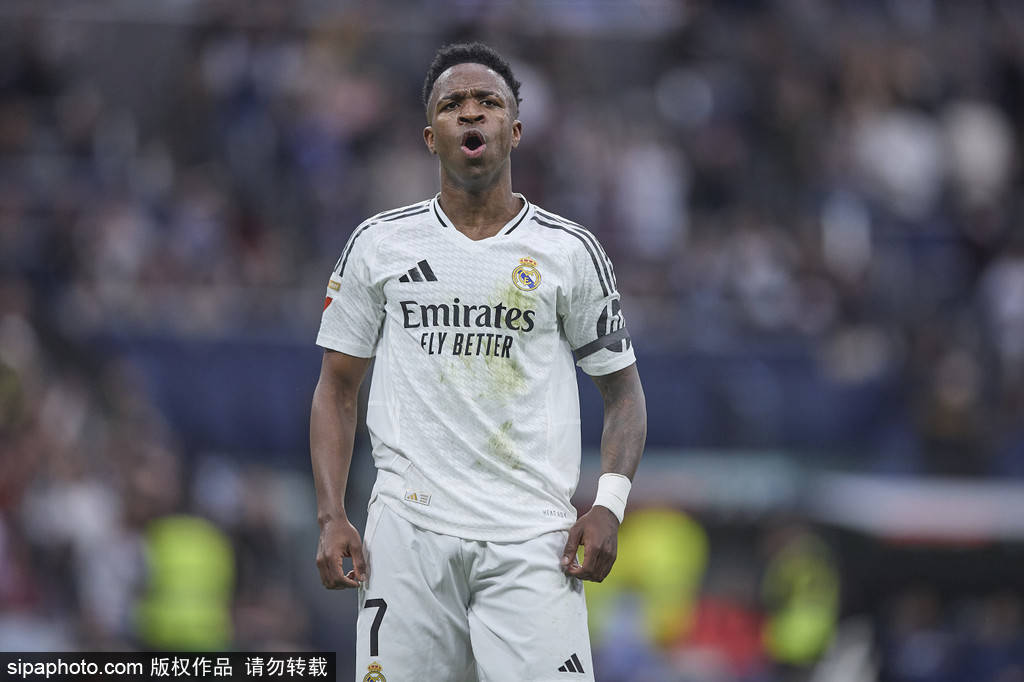 阿隆索下课内幕：战术打法不奏效 与皇马大牌球员交恶