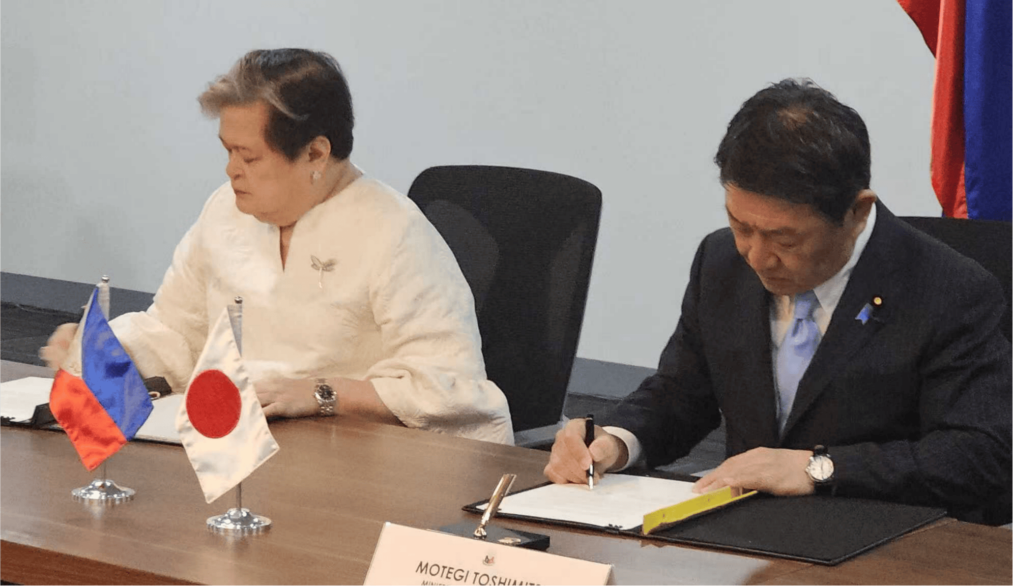 请神容易送神难！菲发布涉海声明，日菲签署协议，中方通告：罪行必须付出代价