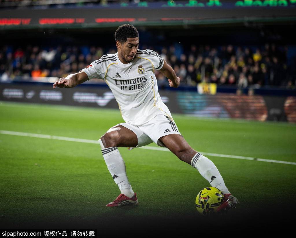 观战台:曼城火拼热刺 枪手战黑马+皇马巴萨迎弱旅