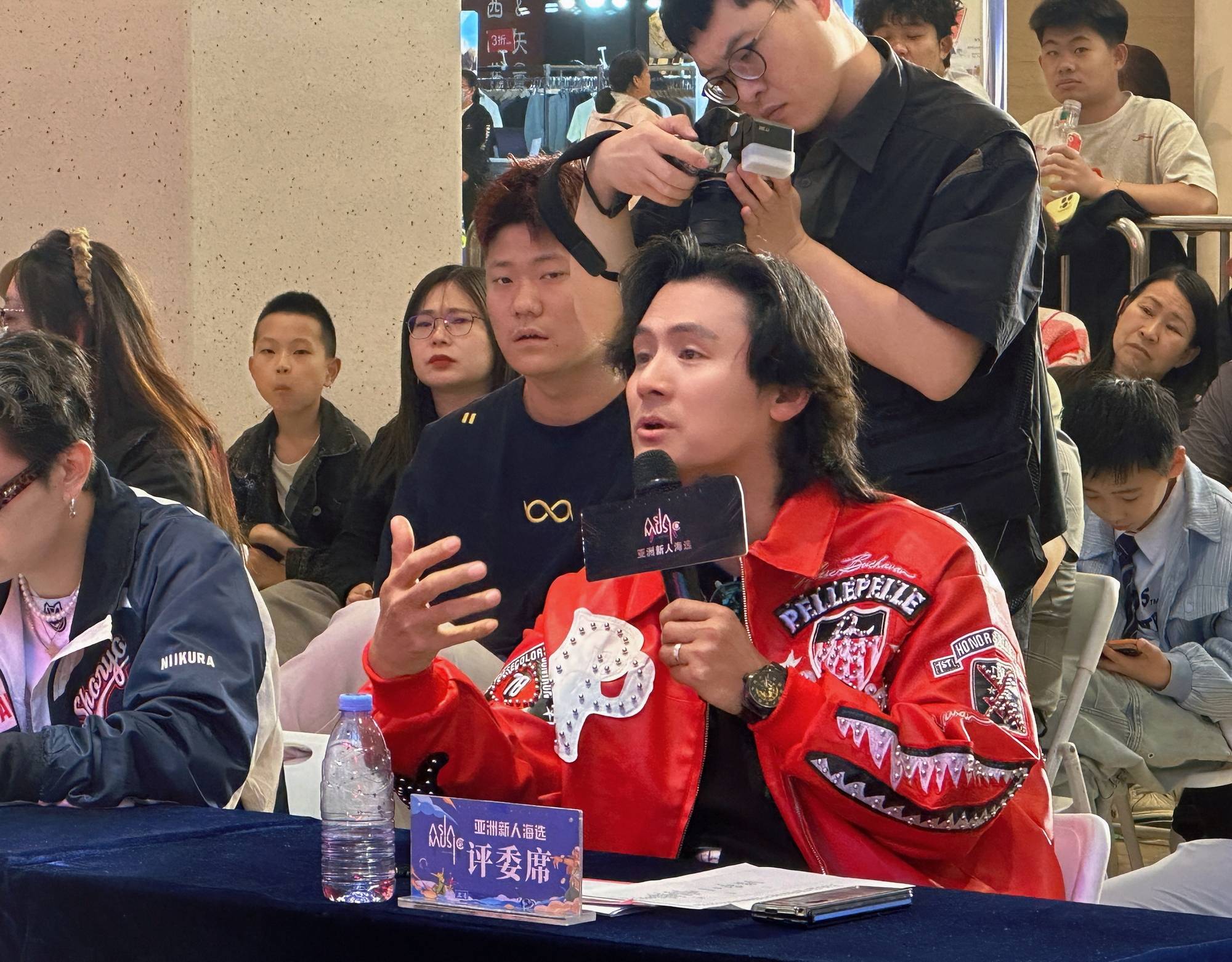 音乐人王子霆担任评委2.jpg