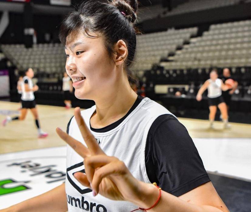 李月汝砍8+10率队开门红剑指冠军，下一站WNBA，征服洛杉矶！