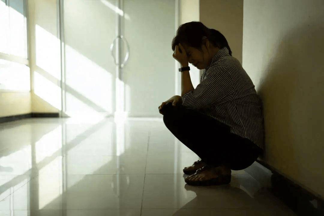 每年有 1220 万成年人曾想过自杀！警惕这 7 个迹象
