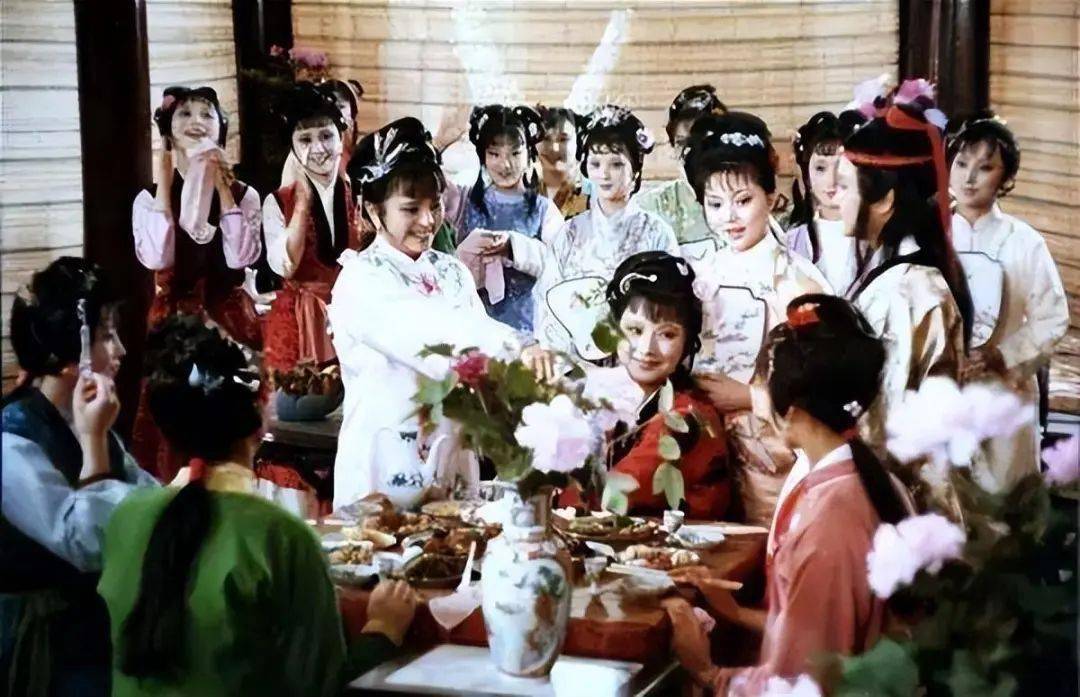 潘向黎说红楼① | 用来“吵架”的《红楼梦》(内附音频)