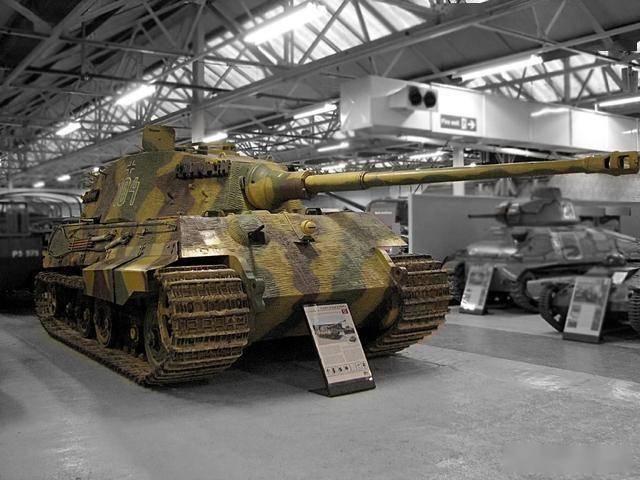 二战期间坦克制造的巅峰“虎王”坦克（Tiger II）