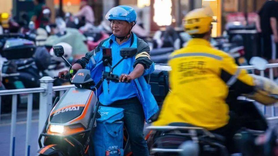 4个月烧光几百亿，史上最贵外卖大战，到底谁是赢家？