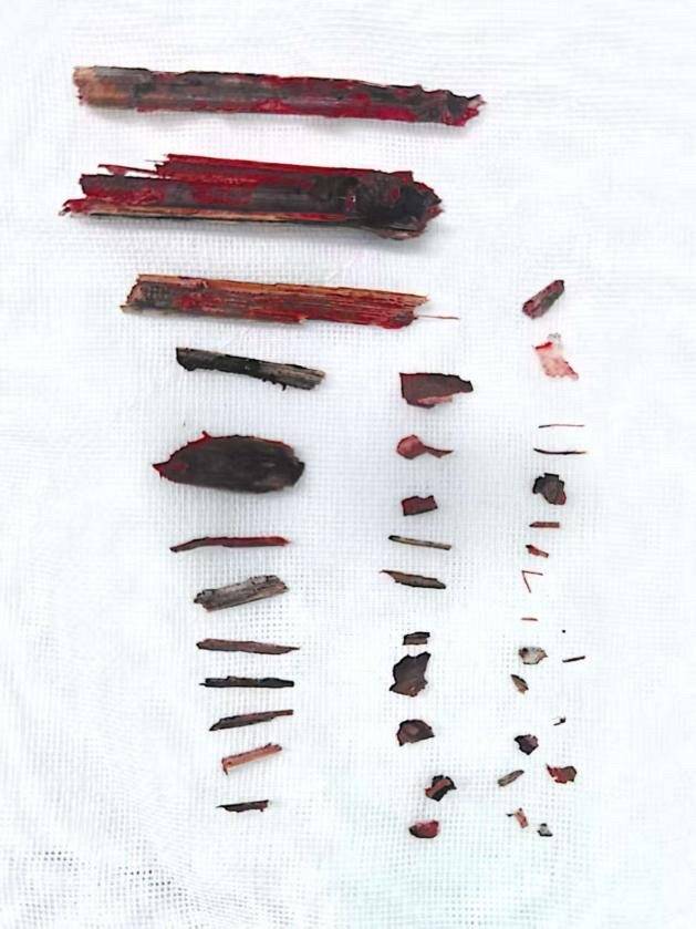 废弃学校成打卡点,曾有博主被困……