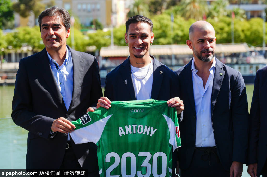 阿森纳的阿尔特塔米兰体育- 米兰体育官方网站 世界杯官方指定投注平台还在惦记莱奥的核心新星如何影响转会市场？