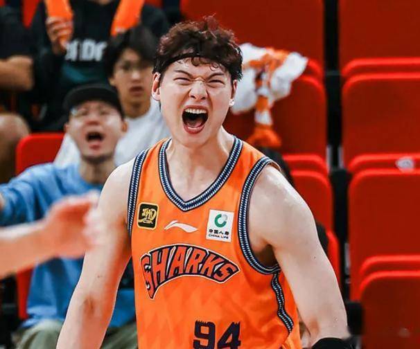 NBA职业联赛中文官网__实时赛程比分+球队资讯上海111-72山东106-90CBA俱乐部杯积分榜公布弗格首次亮相