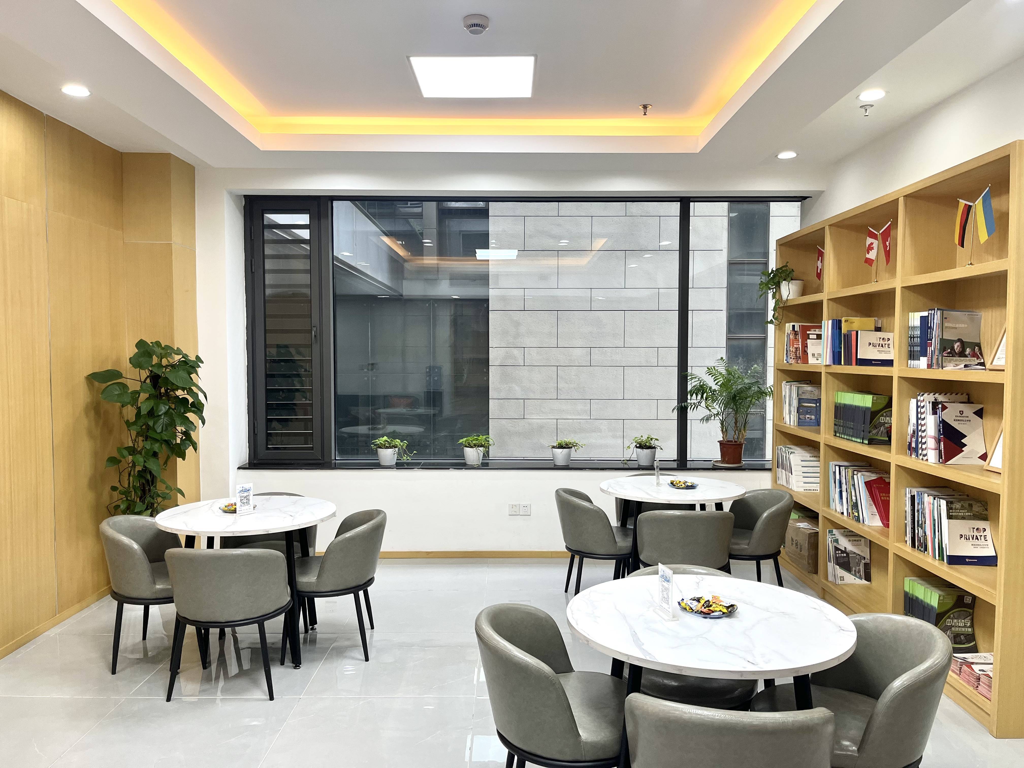 口碑好且性价比高的留学申请专业公司推荐——中青留学乐鱼体育- 乐鱼体育官网- APP世界杯指定平台