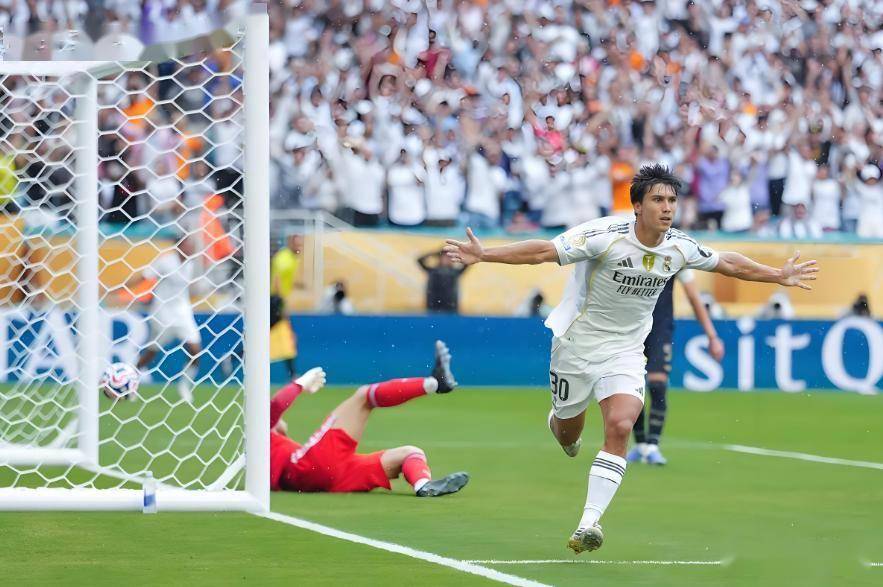 压力给到巴萨！皇马4：1狂胜登顶西甲积分榜维西甲联赛免费高清直播＋实时赛程积分榜＋竞彩预测全覆盖（2025赛季）尼修斯梅开二度