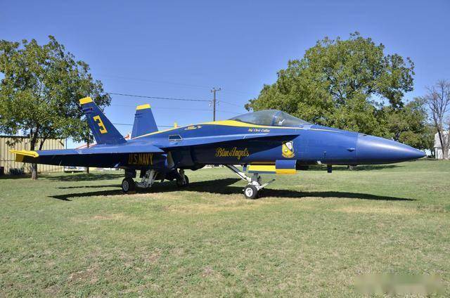 从弃子到全能王：麦道F/A-18“大黄蜂”的逆袭之路