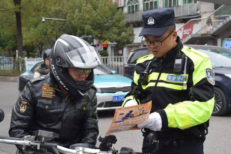 严查“中午喝、晚上开”等行为 重庆将开展酒驾醉驾专项整治行动