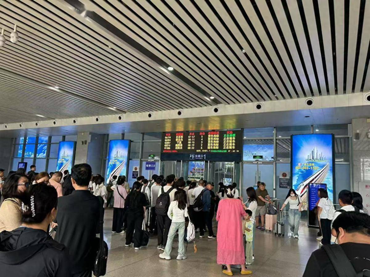 人多抢网真烧心！从技术原理到实测数据，看天际通拥塞加速值不值
