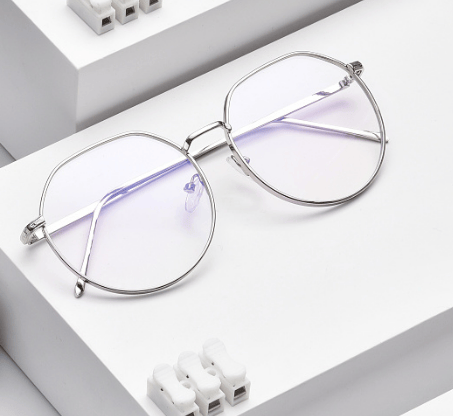 时尚老年眼镜老年款式带来的舒适保护