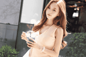 伊生相伴精选缴费升级、1.5倍返利 多层团队