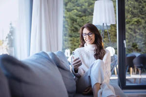 八马茶业IPO：加盟店疯狂扩张、广告狂砸6亿