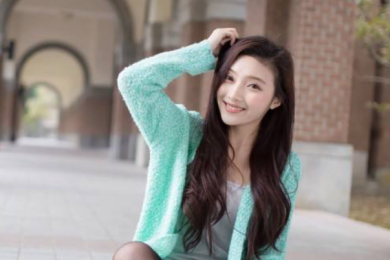 受害家属痛诉康婷“坑人”套路：开会也敛财 两